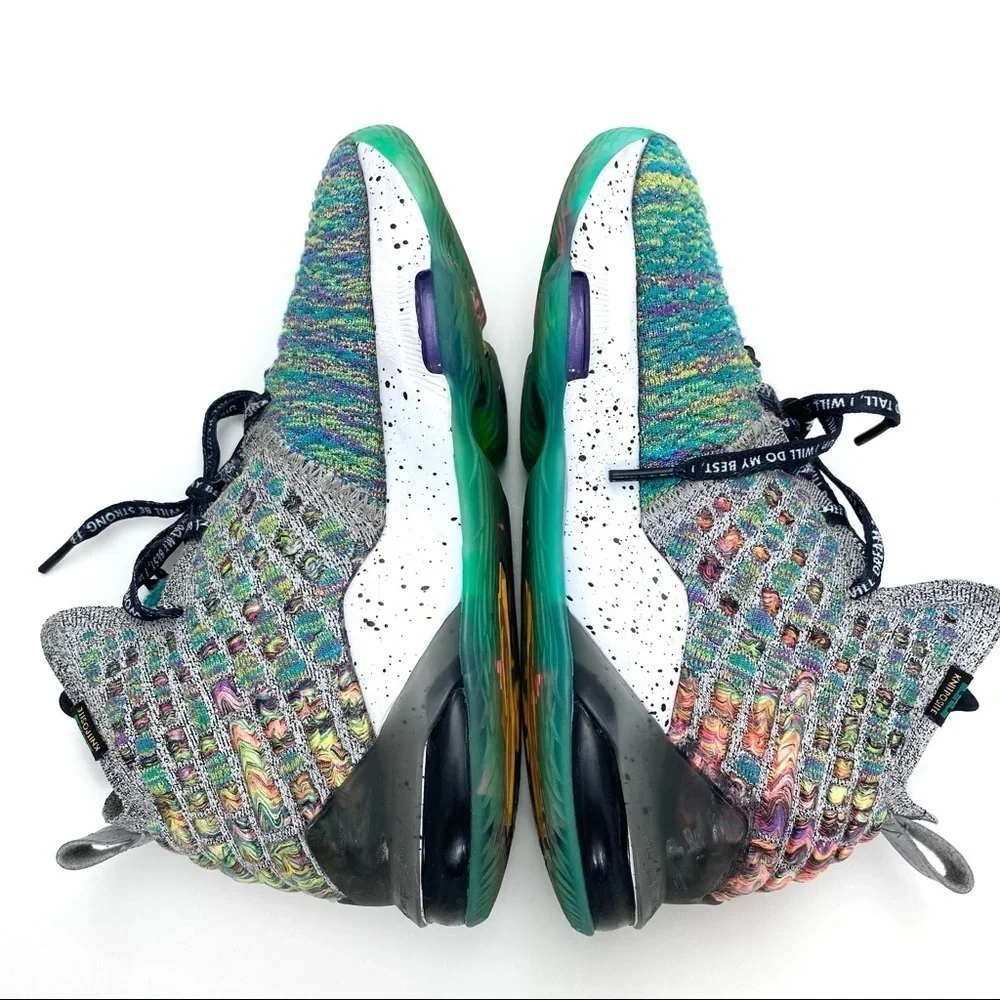Nike LEBRON 17 Promise Knitted Sneakers in Green